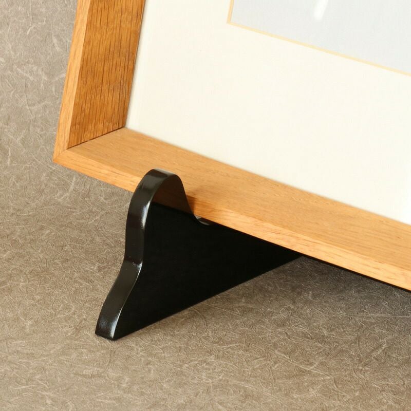 遺影立て 黒艶 ブラック 木製 組み立て 高さ28cm 黒塗り 艶あり 額縁