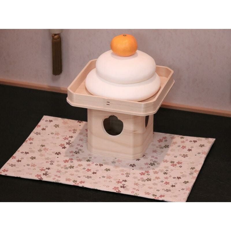 お鏡餅 樹脂製 小サイズ（一升重ね）【白】 キャップ付き（4800-0100