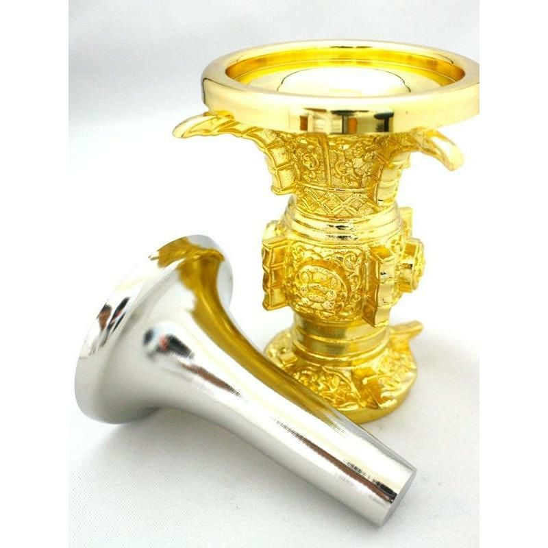 花立て 真鍮 彫り入り金メッキ 3寸【仏壇 仏具】 本山彫り 浄土真宗 東